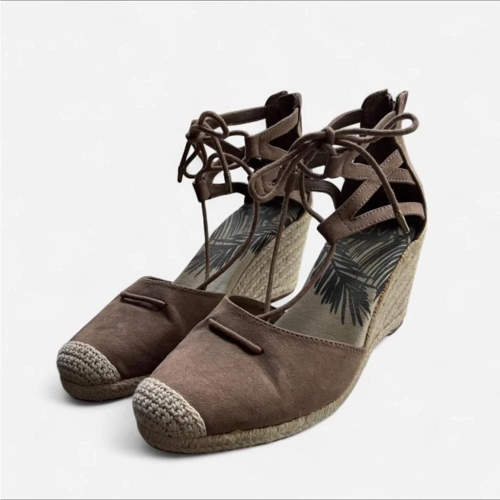 Dolce Vita Women’s Taupe Espadrille Wedge Sandals with Ankle Tie